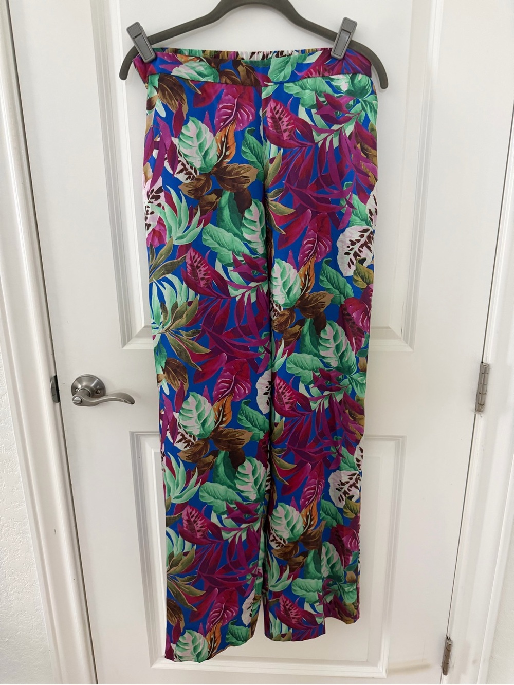 Zara silky pants tropical print medium